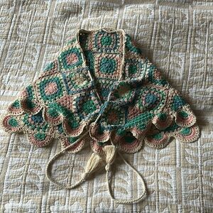 Granny square crochet shawl!